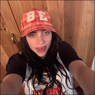 PLAID HAT WITH FELT LOGOS